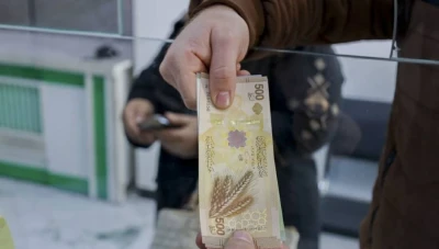 سعر صرف الليرة السورية عند افتتاح يوم الثلاثاء