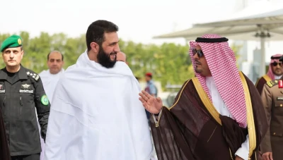 بالصور... الرئيس أحمد الشرع في السعودية لأداء العمرة.. استقبال رسمي في جدة!