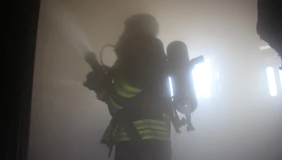 وفاة 3 مدنيين بينهم طفلان في حريق بمنزل سكني في إدلب والدفاع المدني يتدخل