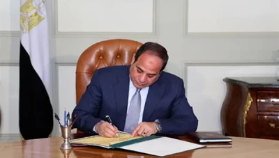 السيسي يوقع قانـونًـا جـديـدًا لتنـظـيم أوضـاع اللاجئـين في مصر