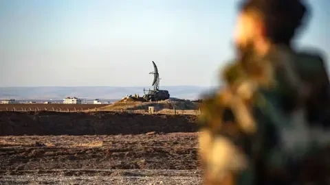 "قسد" تفكك حقول نفط وقواعد عسكرية شمال شرق سوريا لمنع الحكومة من إعادة تشغيلها