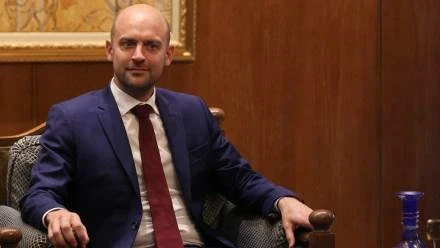 وزير الخارجية الفرنسي: فرنسا وألمـانيا تـدعـمان الشعب السوري وتسـعيان لتعـزيز الانتقـال السـلمي