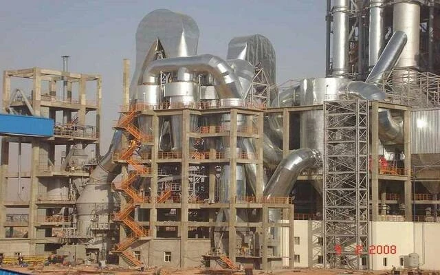 شركة صينية حكومية توقّع اتفاقاً لبناء مصنع إسمنت في ريف دمشق