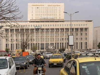 المركزي السوري ينفي ترخيص أي مصرف جديد ويكشف اهتمام بنوك عربية وأجنبية بالسوق المحلية