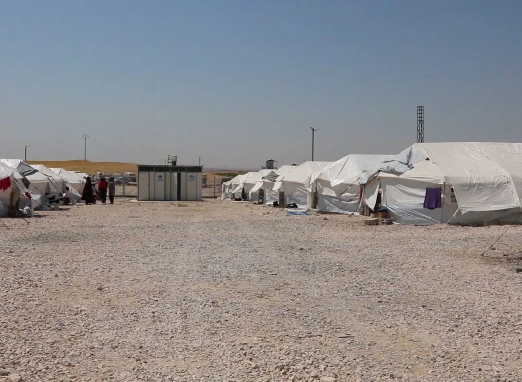 أستراليا تدرس إعادة نساء وأطفال من مخيم روج شمال شرقي سوريا