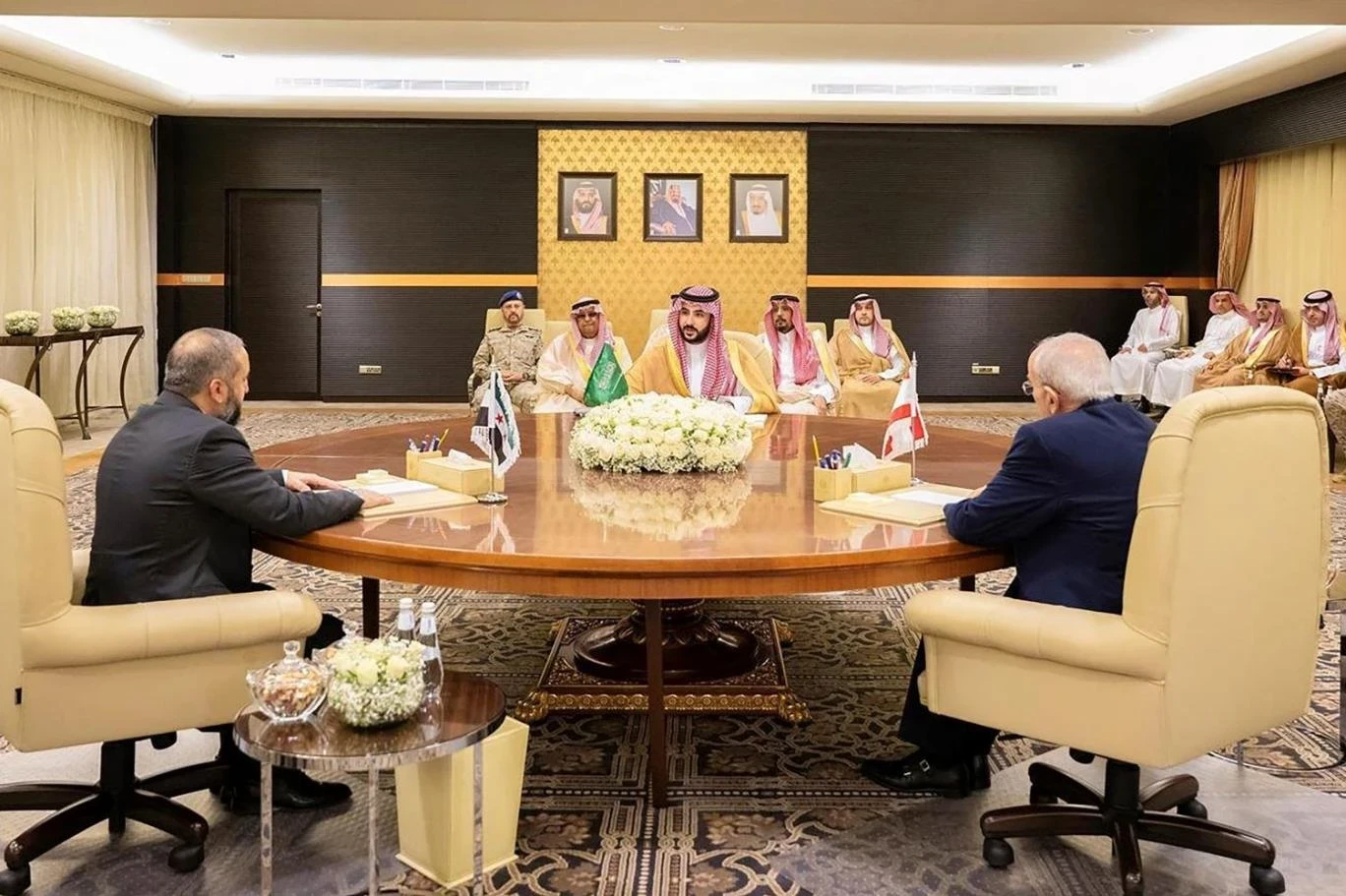 تعزيز العلاقات بين سوريا ولبنان: اتصال هاتفي واتفاق أمني برعاية سعودية