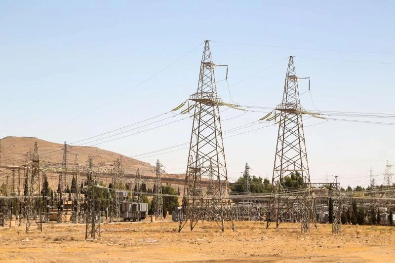 هـل تنتهـي أزمـة الكهرباء في سوريا بحلول نيسان؟ تفـاصيـل جديـدة تـثيـر التـسـاؤلات