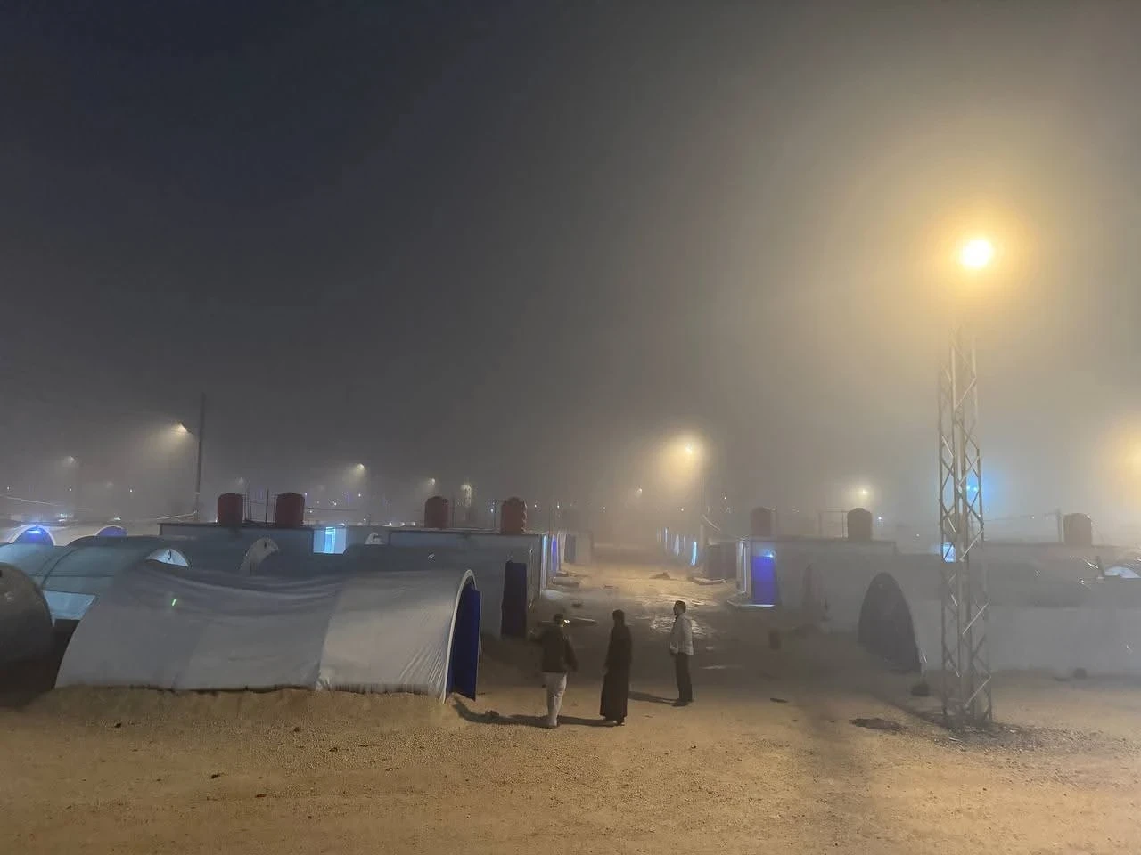 مجلس مدينة الطبقة يعلن جاهزية مخيم لإيواء المتضررين من الأمطار