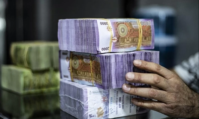 استئناف منح القروض الفورية دون كفالة