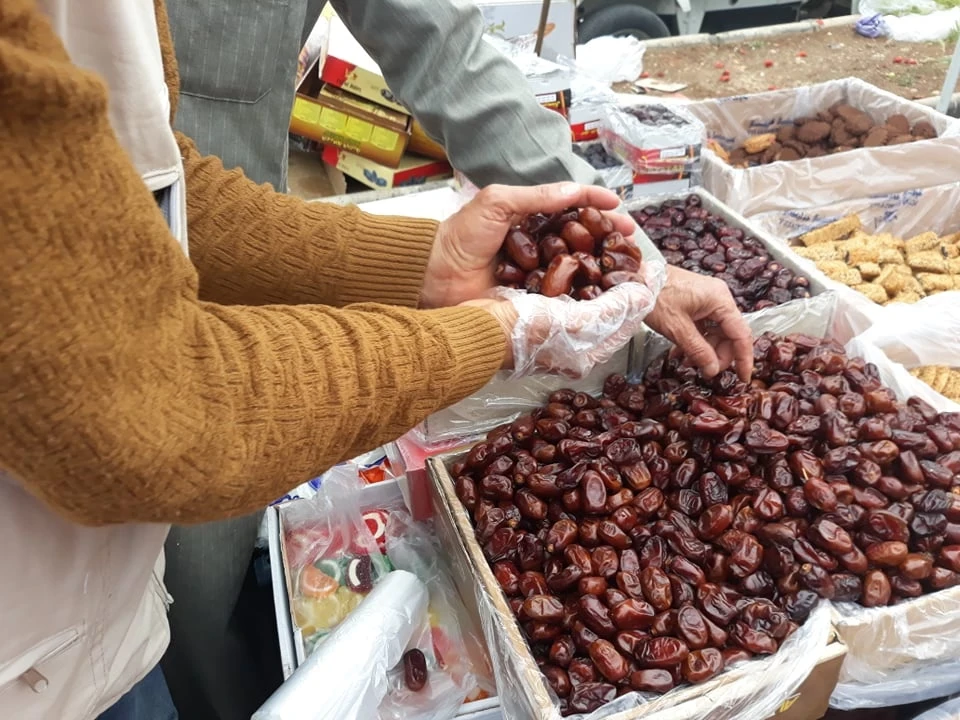 أسعار التمور تحلق بالأسواق السورية