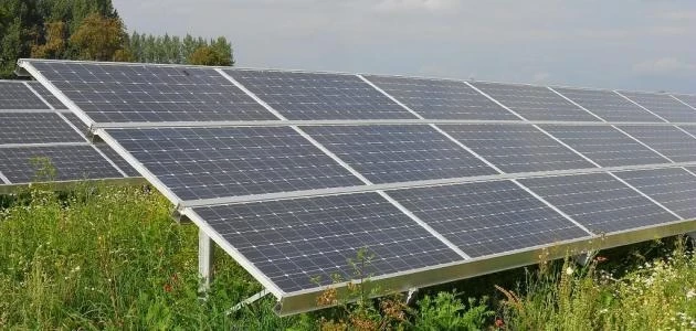 إعادة تأهيل شركة لتصنيع اللواقط الكهروضوئية