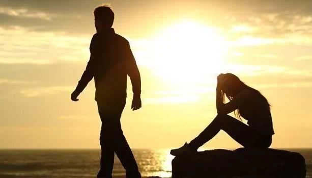 رؤية الحبيب السابق في المنام والتحدث إليه والذهاب إلى منزله ودلالة ذلك