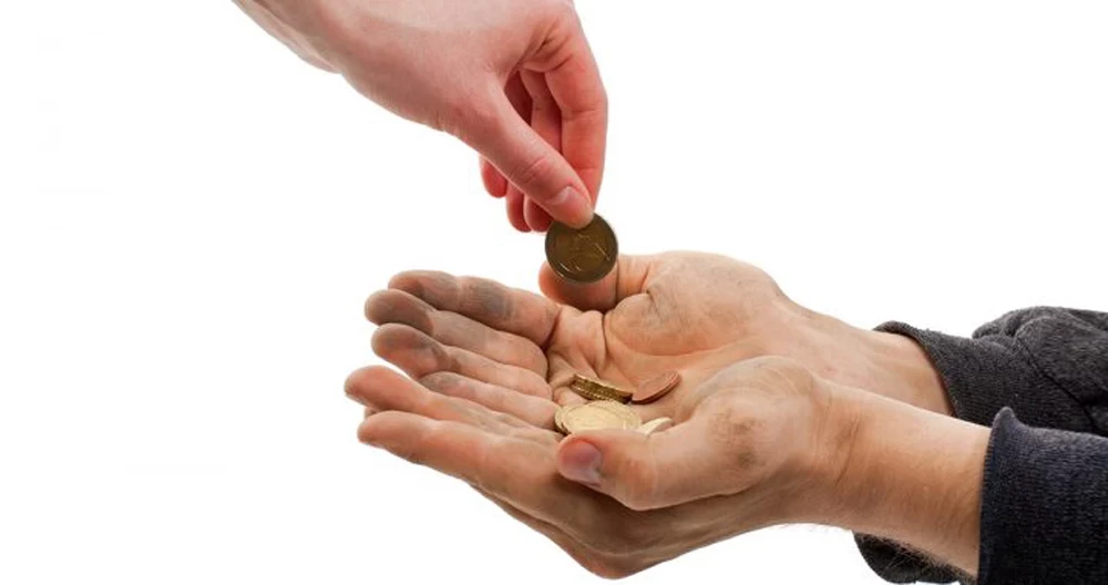 الرغبة في تبرع المال داء لا دواء له