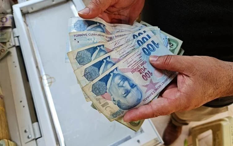 سعر صرف الليرة التركية مقابل بعض العملات الاجنبية 30/6/2022