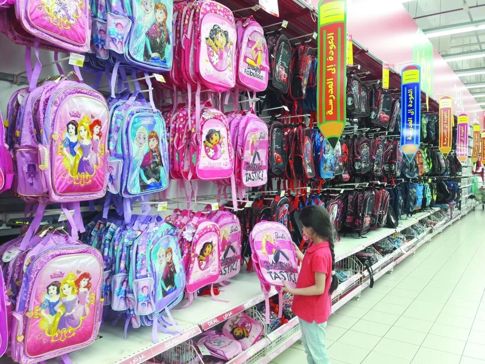 ارتفاع كبير بأسعار المستلزمات المدرسية والأقساط