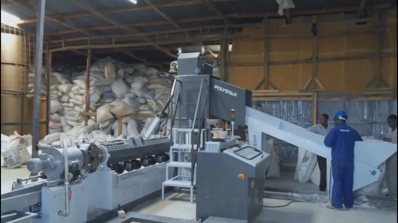 وفاة لاجئ سوري بطريقة مـ.ـروعة "بآلة طحن البلاستيك"