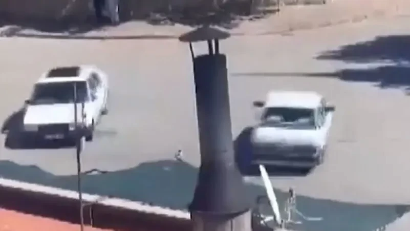 فيديو.. استعراض خطير بالسيارات بتركيا