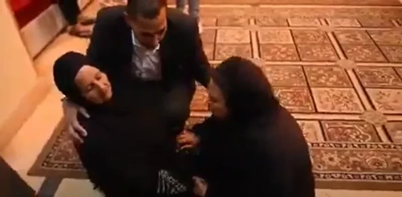 بالفيديو "مؤثر".. لقاء شاهد أول لقاء لمصرية بأسرتها عقب غياب 50 سنة