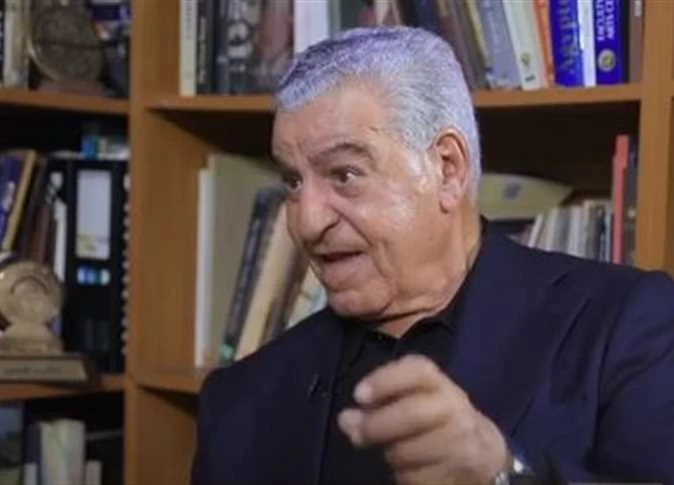 بالفيديو.. وزير الآثار المصري السابق زاهي حواس :" صوت الأذان يزعج السياح" ويطالب بإيقافه