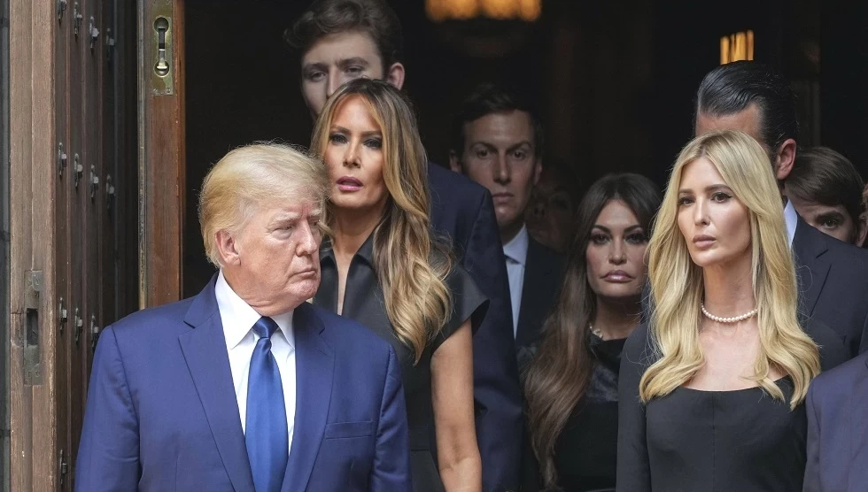 دونالد ترامب يعلن ترشحه للانتخابات الرئاسية الأمريكية المقبلة