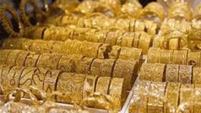 عالمياً: الذهب يخترق مستوى 1500 دولار للأوقية