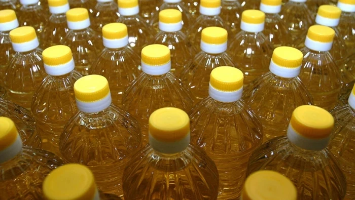 سوريا ..ليتر زيت القلي يقفز فوق الـ2000 ليرة والتموين تطالب بالإلتزام بالتسعيرة النظامية!!