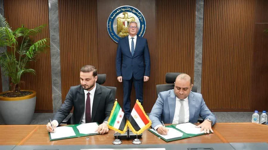 مذكرة تفاهم سورية–مصرية لتأمين مادة الكلنكر ودعم استقرار سوق الإسمنت