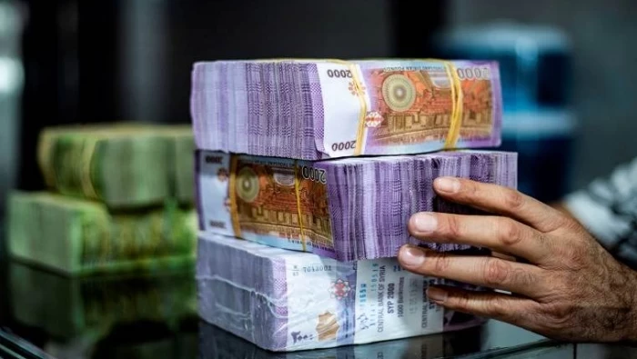 باحثة اقتصادية سورية تحبط الموظفين وتقلل من أهمية زيادة الرواتب