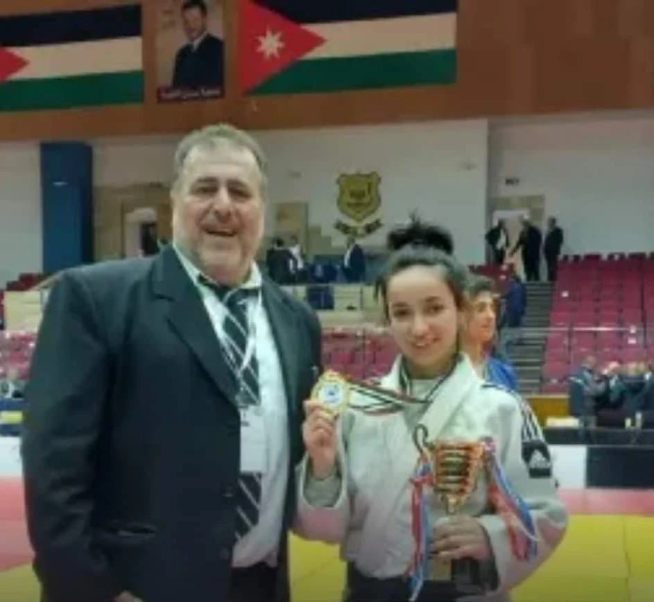 لاعبة الجودو السورية ليلى كنعان تؤجـل امتـحان "البكالوريا" بسـبب مشـاركـاتها الدولية