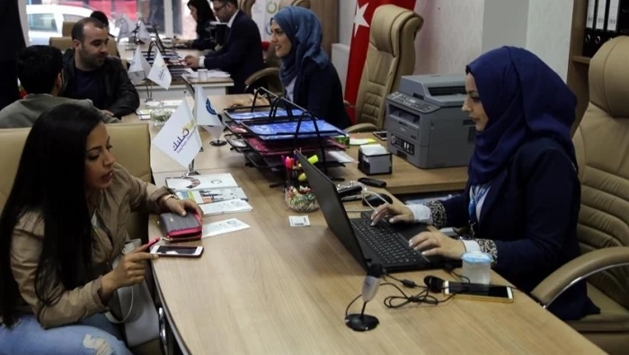 مشروع جديد لتوظيف آلاف السوريين في الدوائر الحكومية