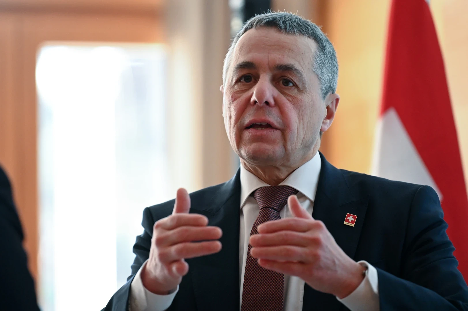 وزير الخارجية السويسري: لا نيـة لتخفـيف العقـوبات على سوريا في الوقت الحالي