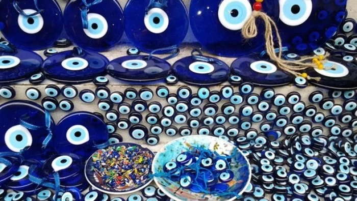 انضمام "الخرزة الزرقاء" إلى الرموز التعبيرية في الانترنت