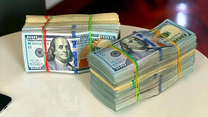 علاقة الذهب والدولار وسعر الصرف في سوريا