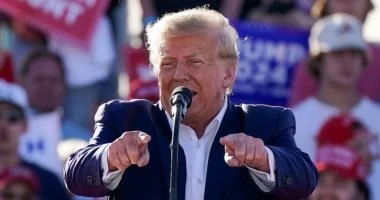 تـرامـب: أمـريكا أصـبحت "أضحـوكة العـالم"