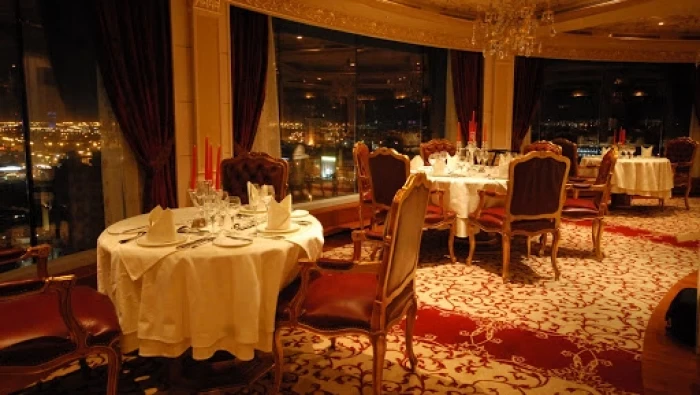 وزارة السياحة توجه انذار لأصحاب المطاعم في ” حلب ” .. !!