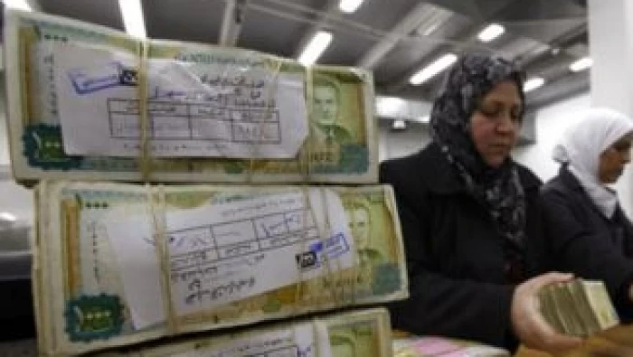 استمرار انخفاض الليرة السورية ليوم الخميس 16/1/2020