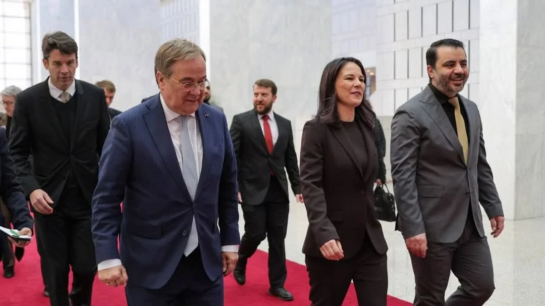 ألمانيا تعلن عن مساعدات جديدة لسوريا: 2.5 مليون يورو لدعم الخوذ البيضاء وتعهدات بمساعدات إنسانية وإعادة إعمار