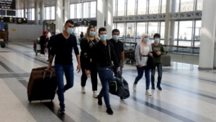 الحكومة تقرر السماح للمواطنين السوريون القادمين من لبنان بالدخول بشرط