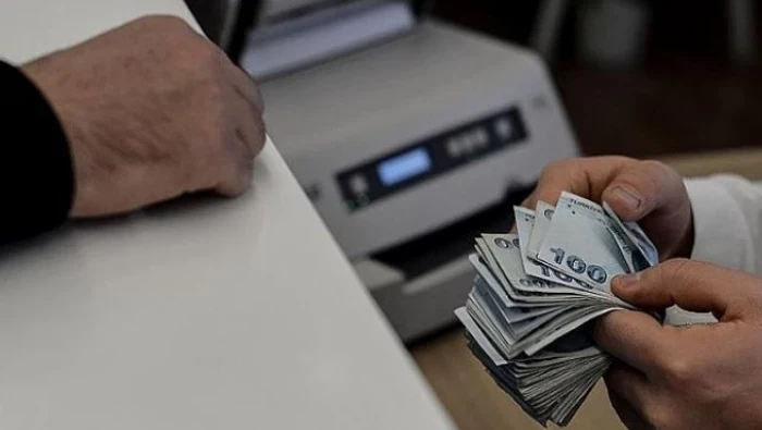 أسعار صرف العملات الرئيسية مقابل الليرة التركية اليوم الاثنين