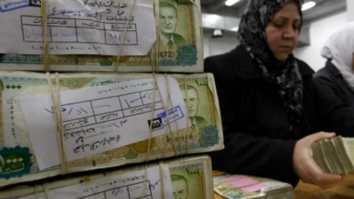 انهيار مستمر بسعر الليرة السورية عند الافتتاح 28/5/2020