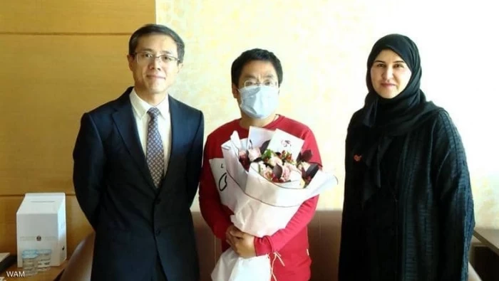 الإمارات تعلن شفاء حالتين جديدتين مصابتين بكورونا