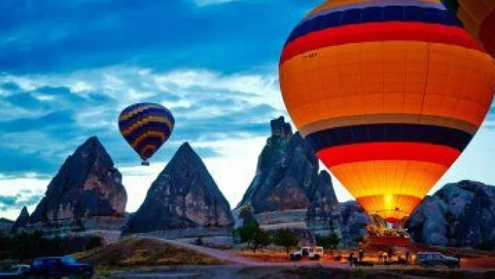 شركة تركية تبدأ تسيير رحلات بالمناطيد في دبي