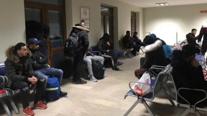 توقيف عشرات السوريين في تركيا بولاية آيدن