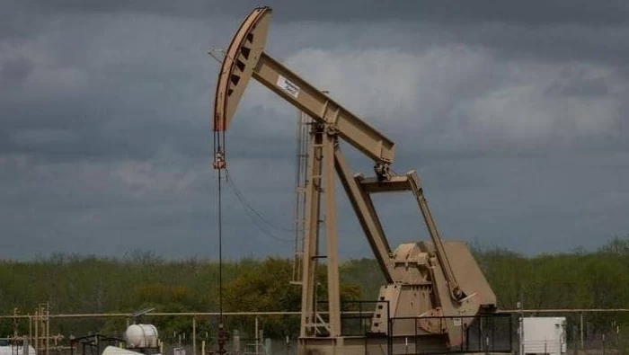 ما سعر برميل النفط في 2021؟