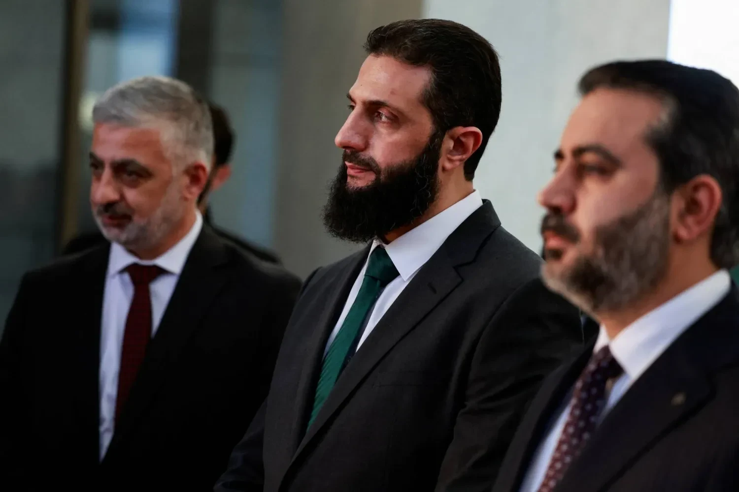 إيـ.ـر.ا.ن تحـدد مـوقفـها من القيـادة الجديدة في سوريا