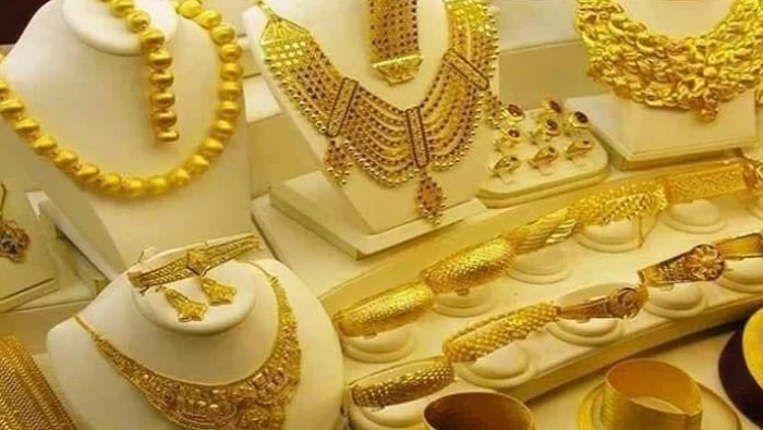 تراجع الذهب مع زيادة شهية المخاطرة بفعل تفاؤل إزاء التجارة