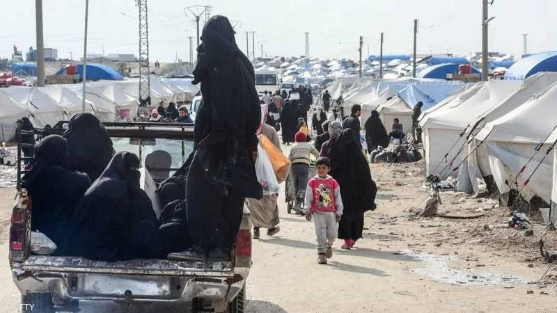 تعليق المنظمات المدعومة أمريكياً يعمق الأزمة الإنسانية في مخيم "الهول" بسوريا