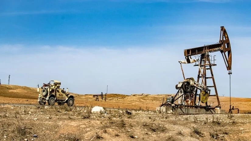 تفاصيل جديدة حول تصدير النفط من حقول الحسكة ودير الزور