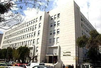 وزارة المالية السورية تصدر تعليمات صرف المنحة المالية للعاملين والعسكريين