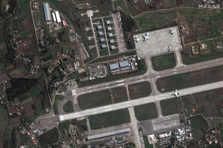 رفع الجاهزية الروسية في حميميم وسط تصاعد التوتر الإقليمي